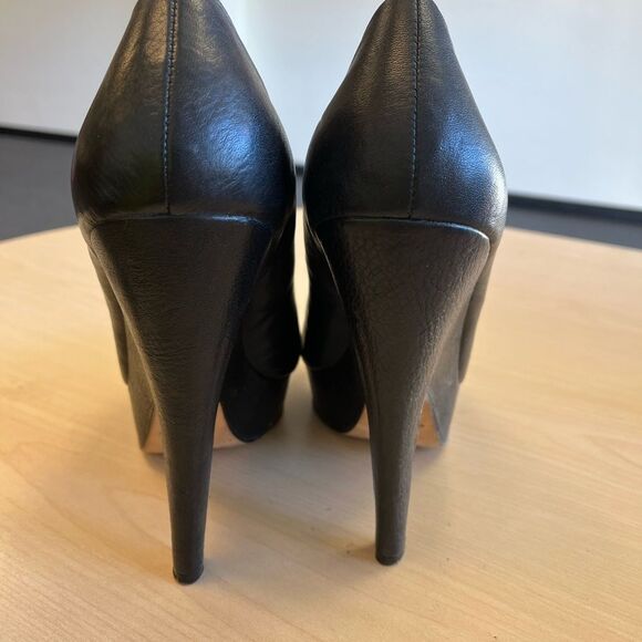 Dolce Vita Black Leather Platform Heels - Picture 2 of 7